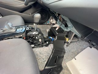 Vehicle Parts Image #3